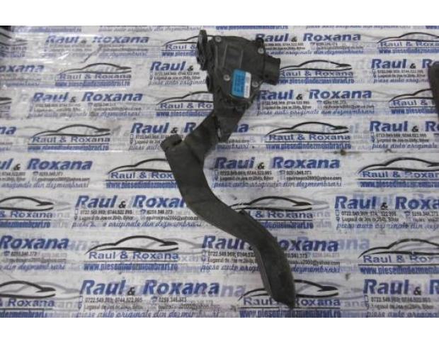 senzor pedala acceleratie vw passat 1.9tdi 8d1723523m