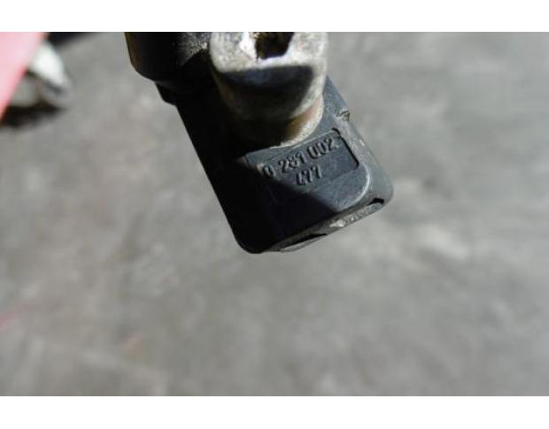 senzor vibrochen bmw e90 2.0d 0281002477