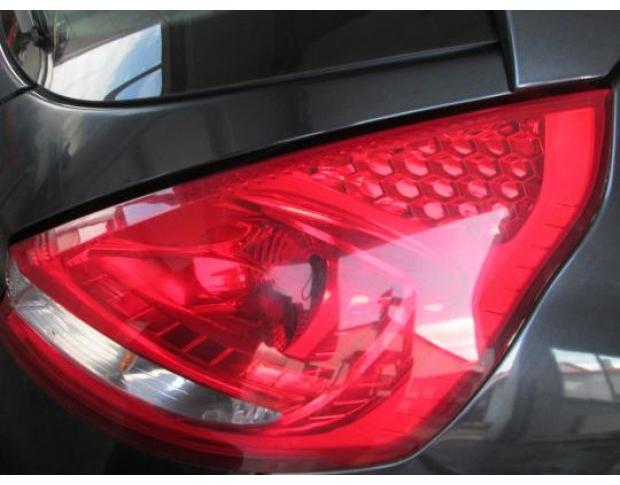 stop dreapta ford fiesta 1.4 16v 97cp