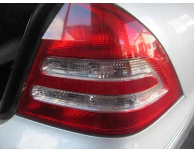 stop dreapta mercedes c 220