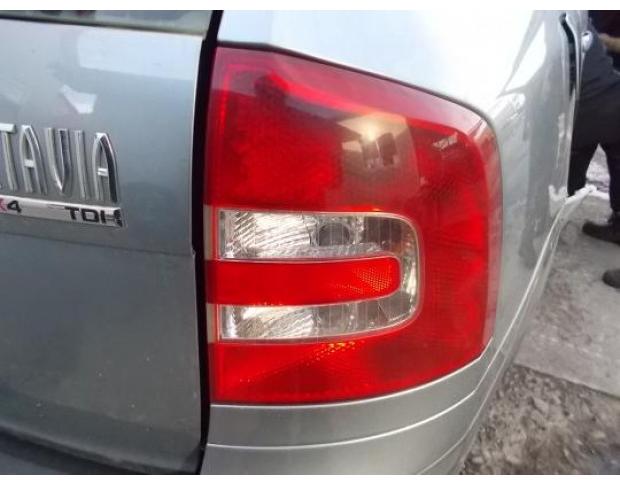 stop dreapta skoda octavia 2