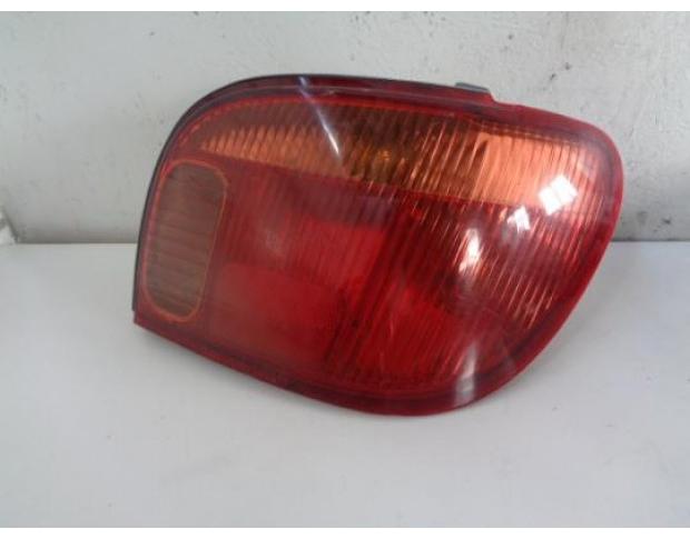 stop dreapta toyota yaris hb