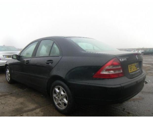 stop stanga mercedes c 2.2cdi