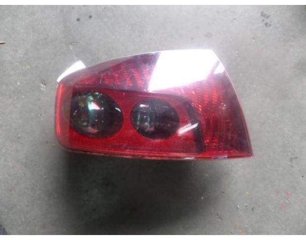 stop stanga peugeot 407 an 2006