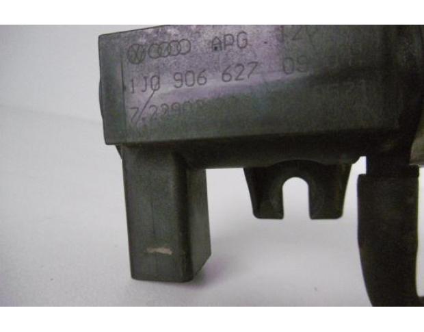 supapa vacum vw passat 1.9tdi 1j0906627