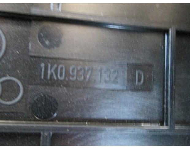 tablou sigurante audi a3 2.0tdi bkd cod 1k0937132d