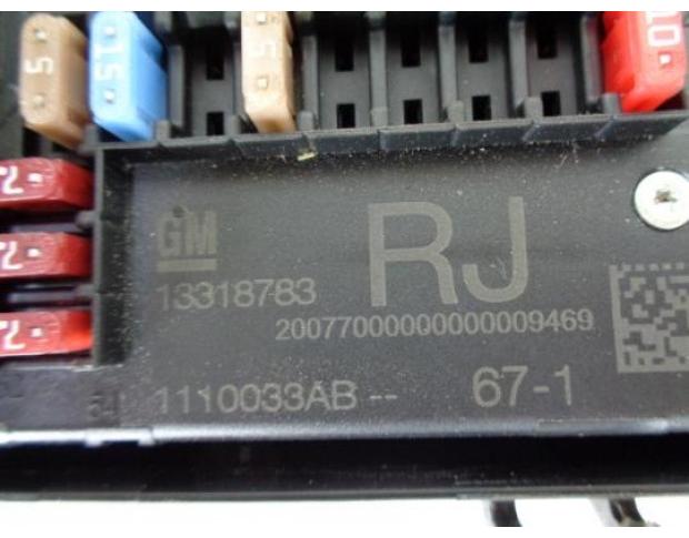 tablou sigurante opel astra j 1.7cdti a17dtr 13318783rj