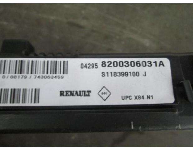 tablou sigurante renault megane 2 1.5dci k9kd cod 8200306031a