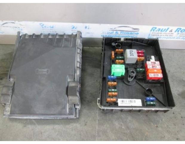 tablou sigurante vw golf 5 2.0tdi bkd 1k0937125a