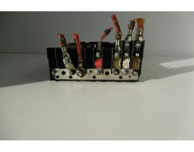 tablou sigurante vw touran 1k0937804