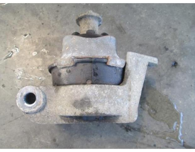 tampon motor opel astra h 1.9cdti z19dt