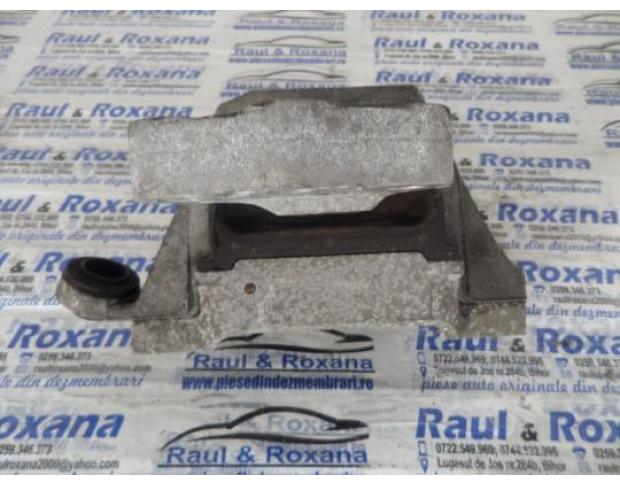 tampon motor opel insignia 2.0cdi 13227717