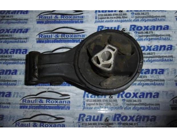 tampon motor opel insignia 2.0cdti 13228303