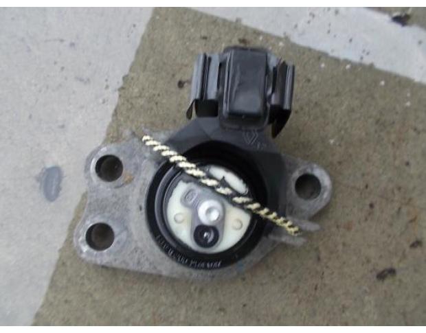 tampon motor renault clio 1.5dci