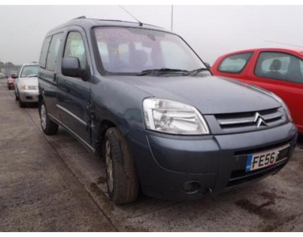 vand aripa dreapta fata 9hw citroen berlingo