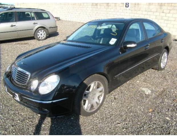 vand broasca usa spate mercedes e 320cdi (211)