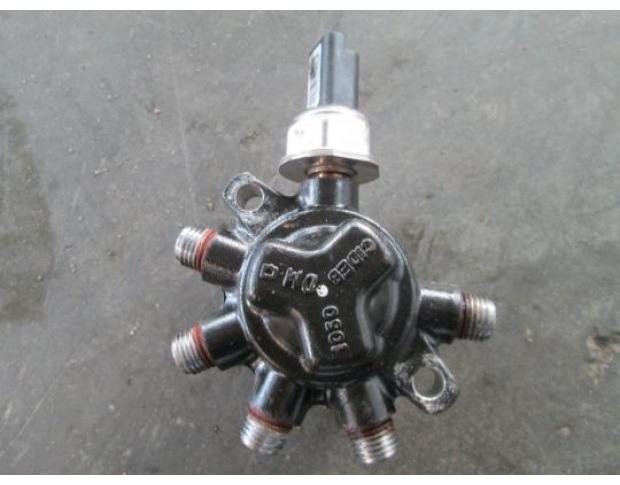 vindem 4m5q9d280db rampa injectoare ford focus c max 1.8tdci