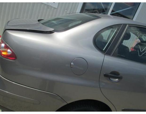 vindem aripa dreapta spate seat cordoba 1.4 bby