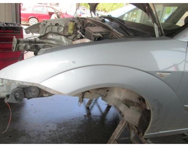 vindem aripa stanga fata ford focus 1 1.8tdci ffda