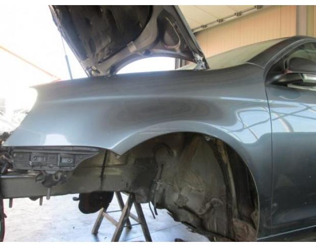 vindem aripa stanga fata vw jetta 2.0tdi bkd