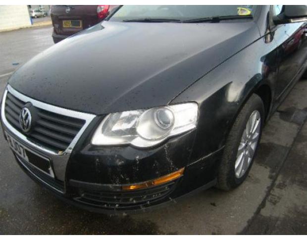 vindem aripa stanga fata vw passat 2.0 tdi