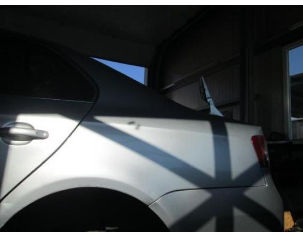 vindem aripa stanga spate vw jetta 1.9tdi bkca