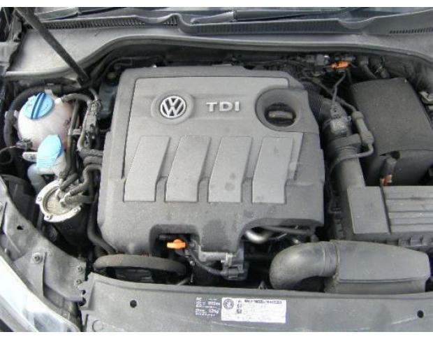 vindem baie ulei de vw golf 6 1.6tdi cayb