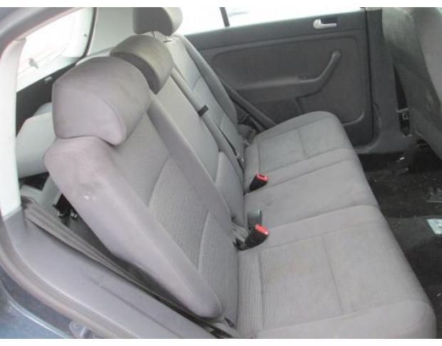 vindem bancheta spate vw golf 5 plus 1.9tdi bxe