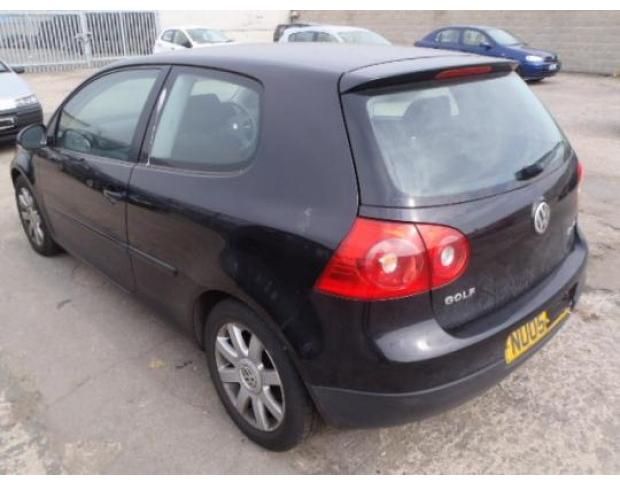 vindem bara fata de golf 5 2.0tfsi