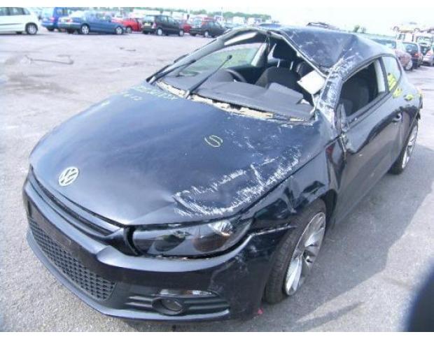 vindem bara fata de vw scirocco 2.0tdi an 2011