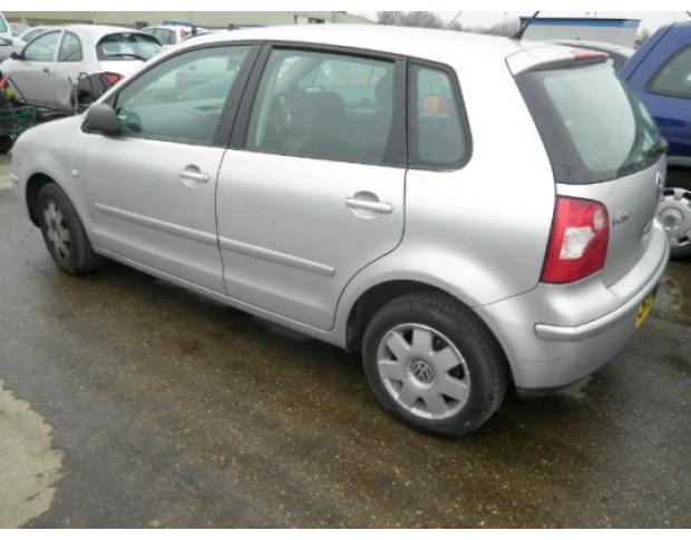 vindem bara fata usa oglinda vw polo 9n
