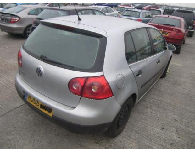 vindem bara fata vw golf 5 2.0sdi  an 2004-2008