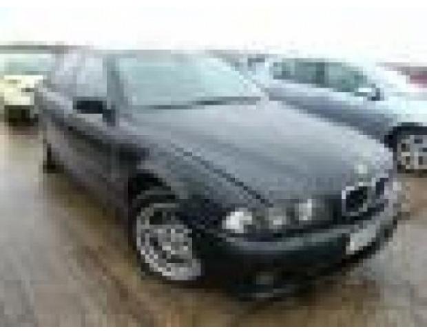 vindem biela bmw 520d e 39 136cp an 2002