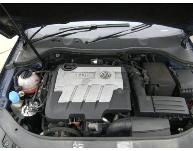 vindem biela vw passat 2.0tdi  an 2010