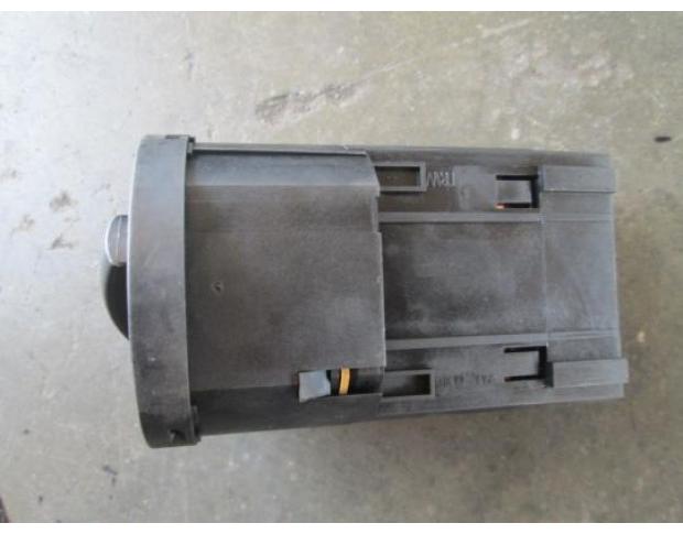 vindem bloc lumini vw polo 9n 1.4tdi amf cod 6q0941531b