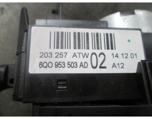 maneta semnalizare vw polo 9n 1.2 12v azq cod 6q0953503ad