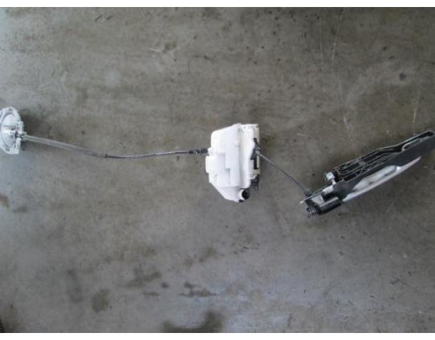 vindem broasca usa fata citroen c3 1.4hdi 8hy
