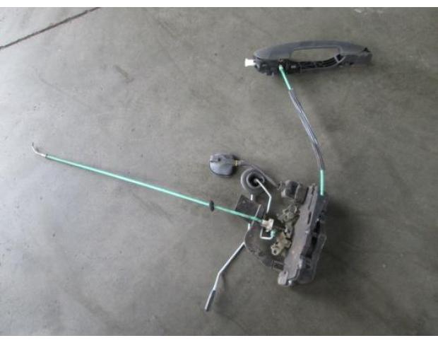 vindem broasca usa fata fiat stilo 1.4 16v