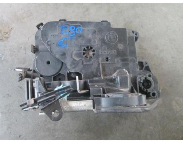 vindem broasca usa stanga bmw 320 2.0d e90