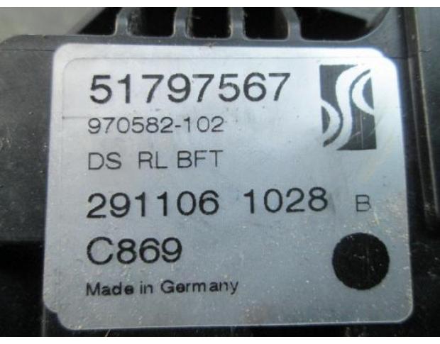 vindem broasca usa stanga fata 51797567 fiat grande punto 1.2b 199a4000