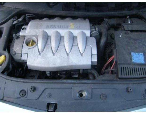 vindem broasca usa stanga fata pentru renault megane 1.6 an 2001-2007