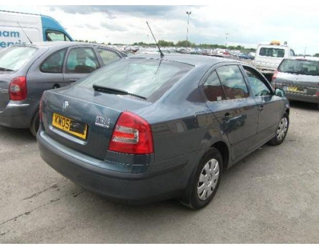 vindem capota spate usa punte arc skoda octavia 2