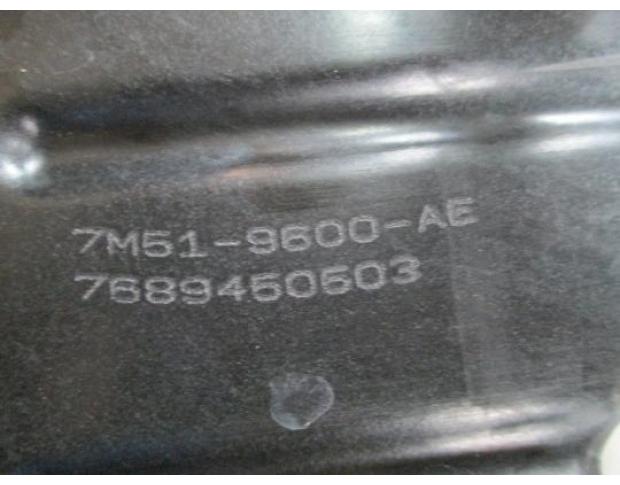 vindem carcasa filtru aer 7m519600ae ford focus 2 1.6b shda