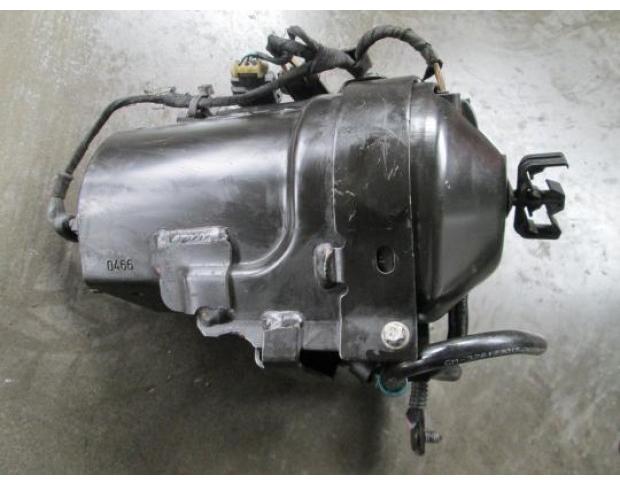 vindem carcasa filtru motorina opel insignia 1.9cdti