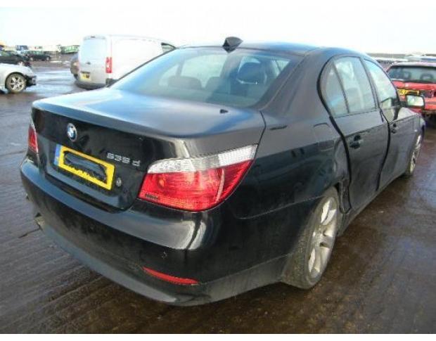 vindem casetofon de bmw 535d