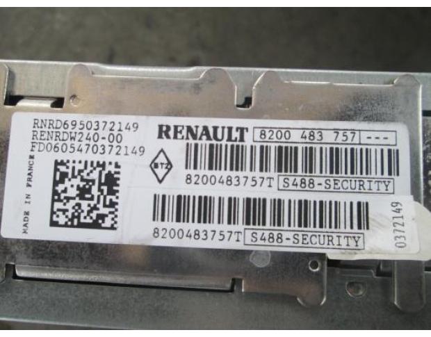 vindem cd audio 8200483757 renault megane 16 16v