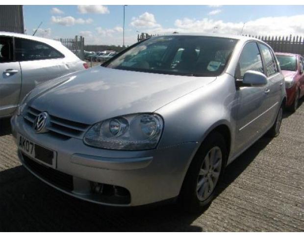 vindem chiulasa vw golf 5 1.6 fsi an 2004-2008