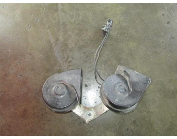 vindem claxon ford focus 1 1.8tdci