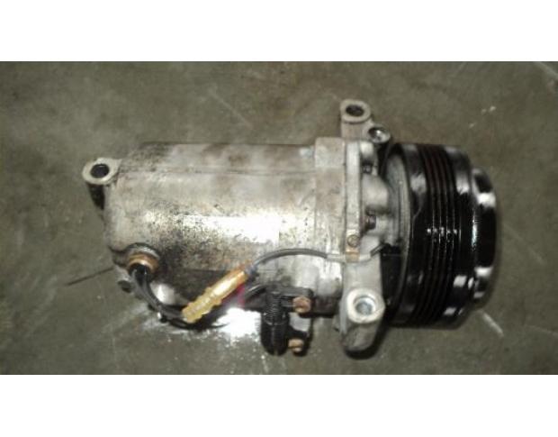 vindem compresor clima  pentru bmw 2000 diesel  136 cp