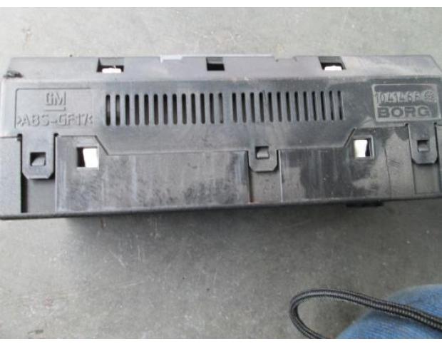 vindem display bord 13156841 opel corsa c 1.3cdti